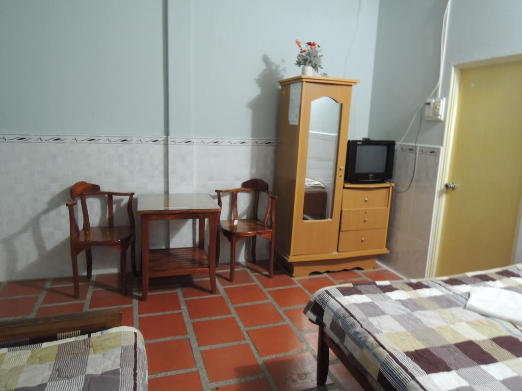 Pin Pon Mui Ne Hotel Phan Thiet Room photo