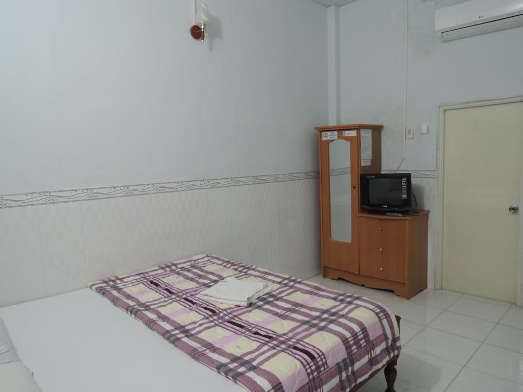 Pin Pon Mui Ne Hotel Phan Thiet Room photo
